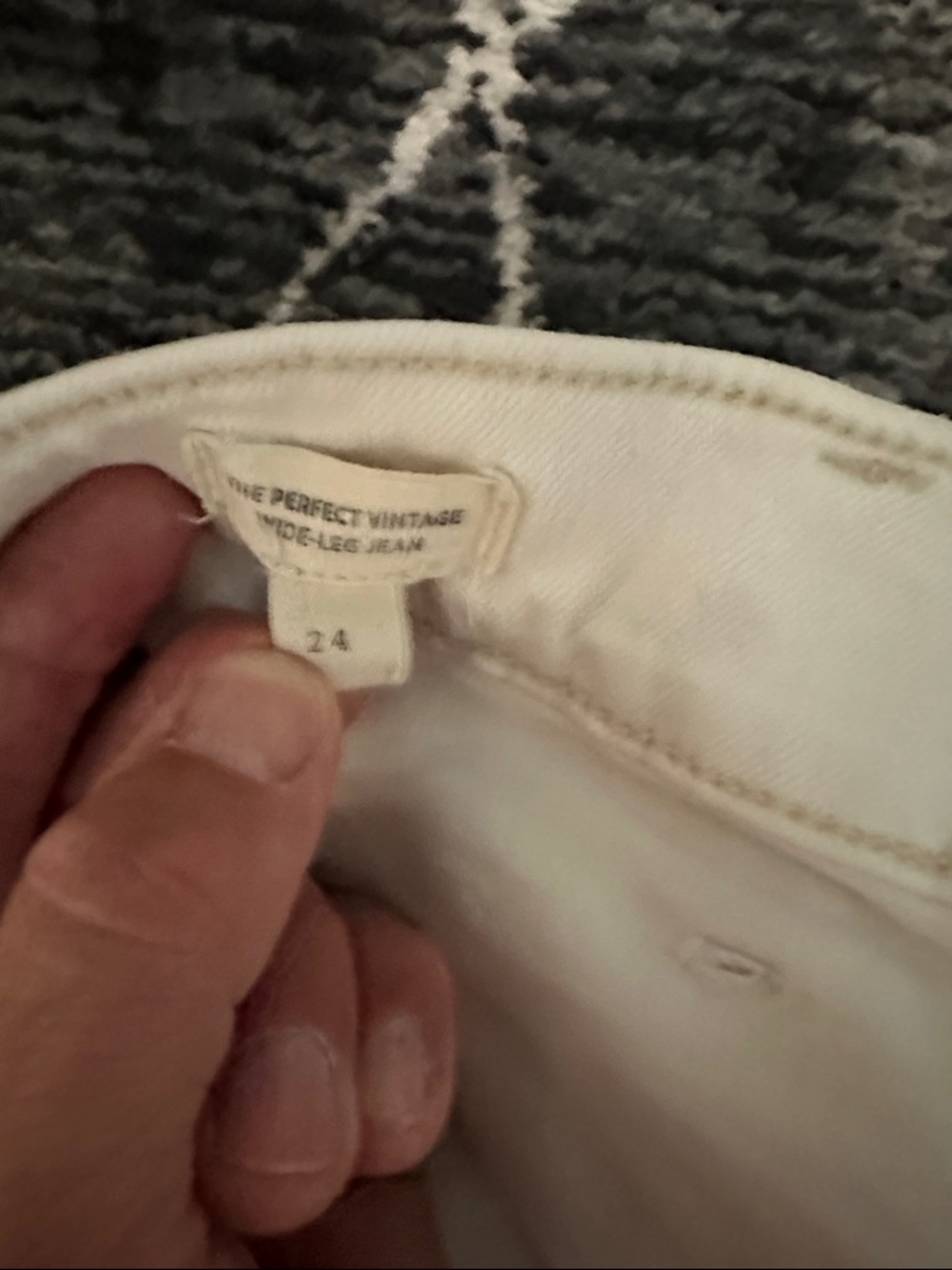 Madewell White High-Rise Wide-Leg Jeans with Raw Hem - Picture 3 of 5